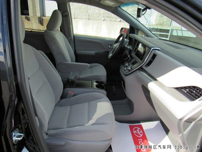 2017款豐田塞納3.5L四驅(qū)版標(biāo)配 平行進(jìn)口車現(xiàn)車報(bào)價(jià)49萬