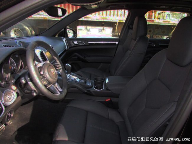16款平行進口保時捷卡宴3.6L汽油版 現(xiàn)車優(yōu)惠呈現(xiàn)