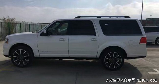 16款林肯領(lǐng)航員3.5T墨西哥版 22輪/后娛現(xiàn)車93萬惠報價