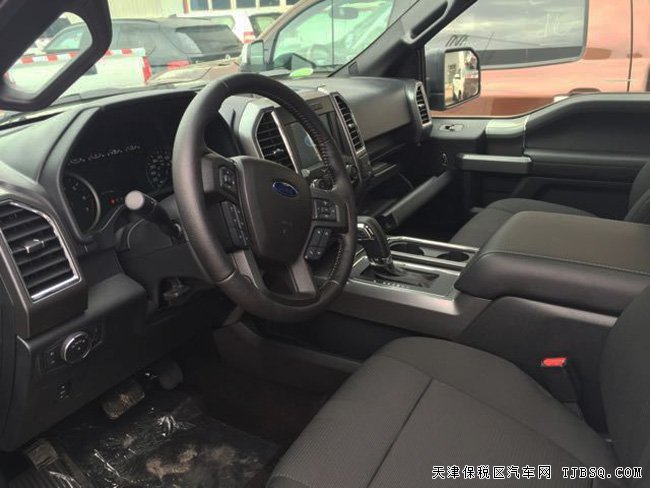 2016款福特F150加規(guī)版皮卡3.5T 平行進(jìn)口優(yōu)惠來(lái)襲
