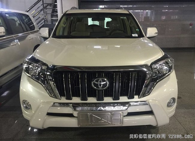 2017款豐田霸道4000中東版 天津港現(xiàn)車喜迎元旦