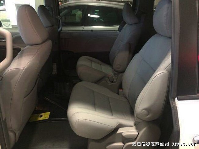 2017款豐田塞納3.5L四驅(qū)版商務(wù)車(chē) 8速現(xiàn)車(chē)惠報(bào)價(jià)