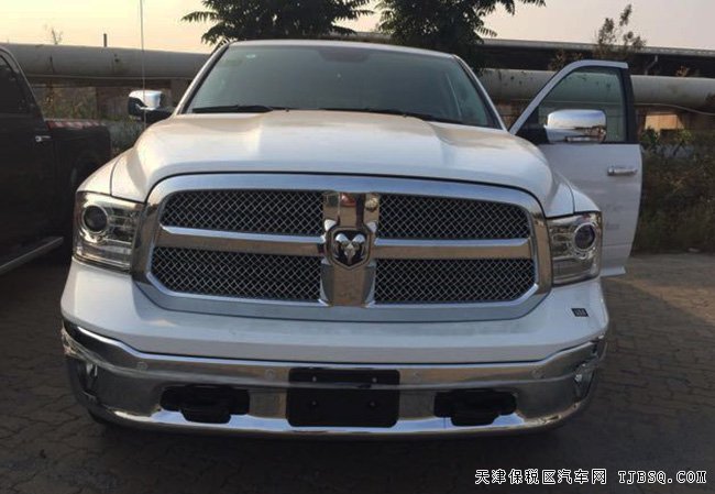 2017款道奇公羊5.7L長角號(hào)美式皮卡 現(xiàn)車優(yōu)惠酬賓