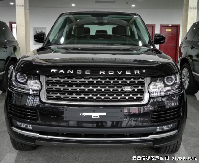 2016款路虎攬勝3.0T行政版汽油 抬顯/二代地形現(xiàn)車132萬(wàn)