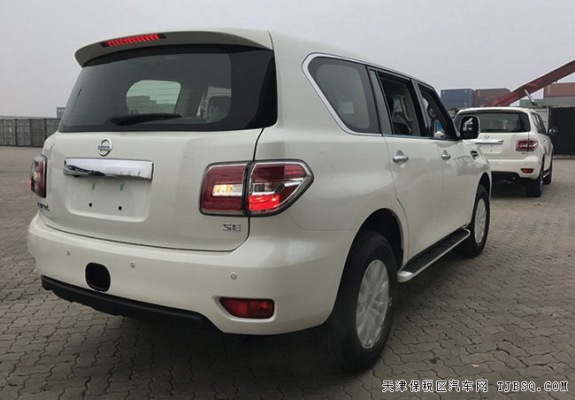 2017款日產(chǎn)途樂Y62中東版 7速/18輪/差速鎖現(xiàn)車54.2萬起