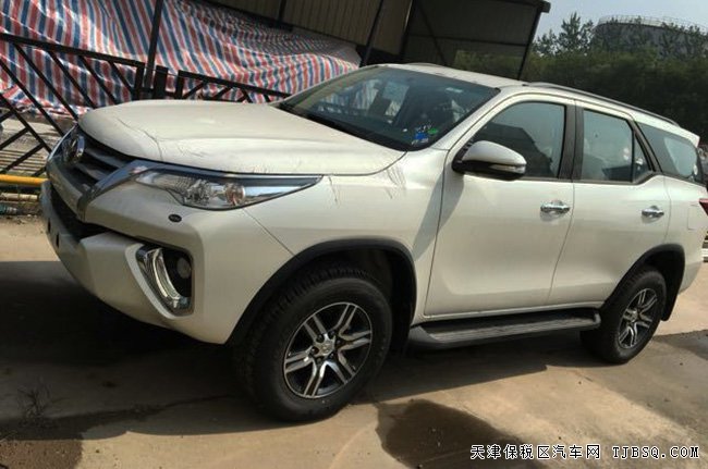 2016款豐田穿越者2.7L中東版 小霸道現(xiàn)車優(yōu)惠酬賓