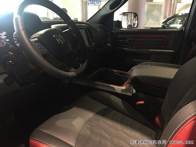 2016款道奇公羊5.7L叛逆者皮卡 天津港現(xiàn)車特惠