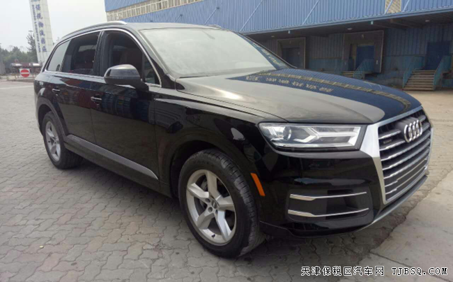 2017款?yuàn)W迪Q7加拿大版 全尺寸越野現(xiàn)車年底熱銷