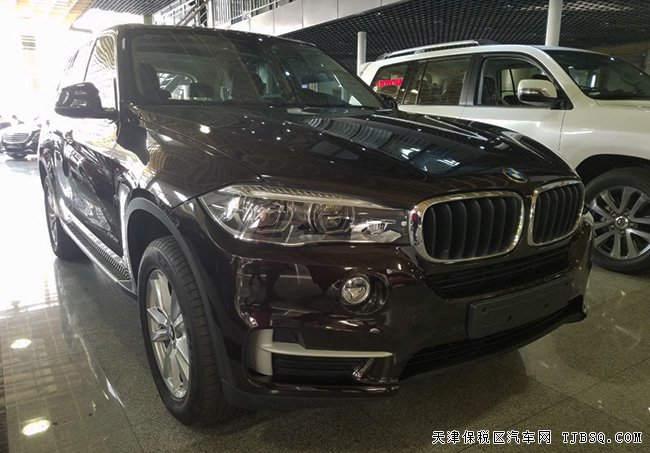 2016款寶馬X5中東版經(jīng)典越野 保稅區(qū)現(xiàn)車優(yōu)惠巨獻(xiàn)