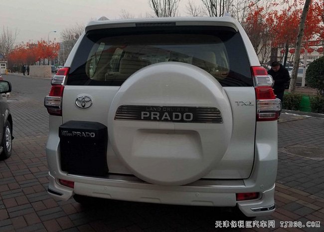 2017款豐田普拉多2700中東版 天津港口現(xiàn)車優(yōu)惠巨獻
