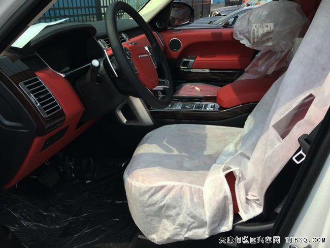 2016款路虎攬勝3.0T柴油創(chuàng)世版 現(xiàn)車熱賣新年獻(xiàn)禮