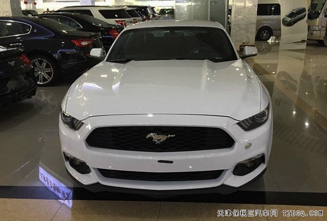 2016款福特野馬2.3T美式肌肉跑車 現(xiàn)車新年獻(xiàn)禮