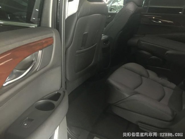 2016款凱迪拉克凱雷德6.2L美規(guī)版 22輪/雷測(cè)現(xiàn)車136萬(wàn)購(gòu)