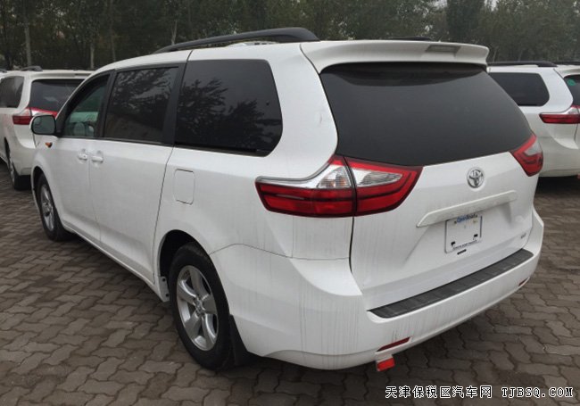 2017款豐田塞納3.5L兩驅(qū)版/四驅(qū)版 天津港現(xiàn)車44.9萬起