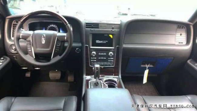 2016款林肯領(lǐng)航員3.5T全尺寸越野 現(xiàn)車優(yōu)惠起航