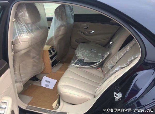 2016款奔馳S400中東版轎車 滑動(dòng)全景/電吸門現(xiàn)車106萬購