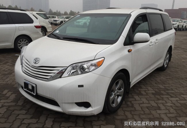 2017款豐田塞納3.5L兩驅(qū)版/四驅(qū)版商務(wù)MPV 現(xiàn)車43.8萬起