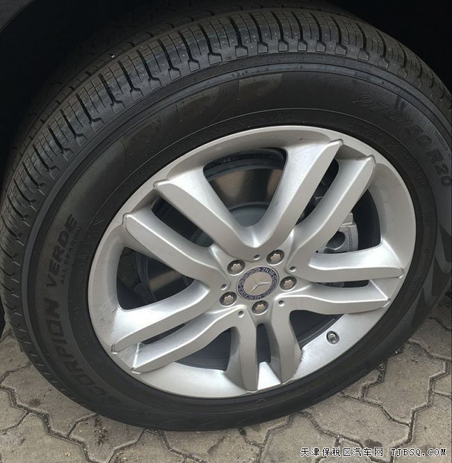 2017款奔馳GLS450七座SUV 美規(guī)現(xiàn)車熱賣惠滿津城