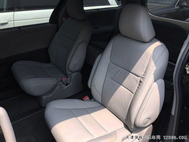 2017款豐田塞納3.5L四驅(qū)版MPV 天津港現(xiàn)車惠滿津城