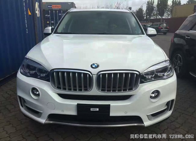 2017款寶馬X5經(jīng)典路越野3.0T 平行進口現(xiàn)車惠報價