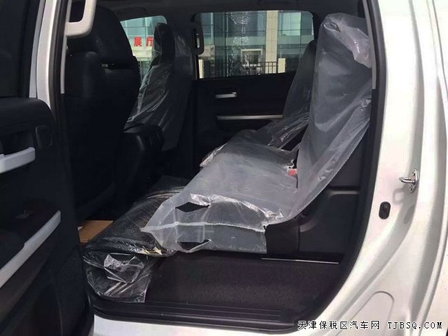 2017款豐田坦途TRD版美式皮卡 5.7L V8現(xiàn)車享折扣