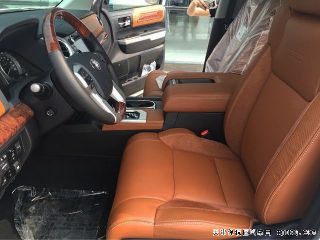 2017款豐田坦途1794紀念版皮卡 天津港現(xiàn)車報價50萬樂享