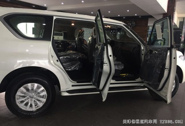 2017款日產(chǎn)尼桑途樂Y62中東版 七座SUV現(xiàn)車優(yōu)惠呈現(xiàn)