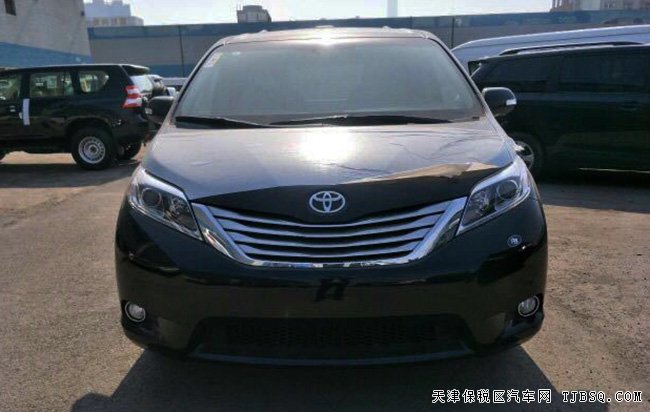 2017款豐田塞納3.5L兩驅(qū)版MPV 平行進口車報價41.2萬起