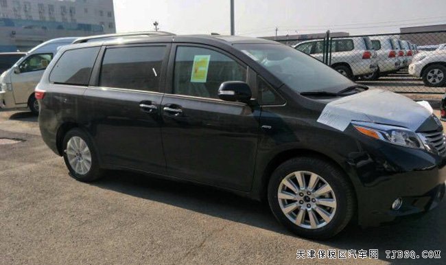 2017款豐田塞納3.5L兩驅(qū)版MPV 平行進口車報價41.2萬起