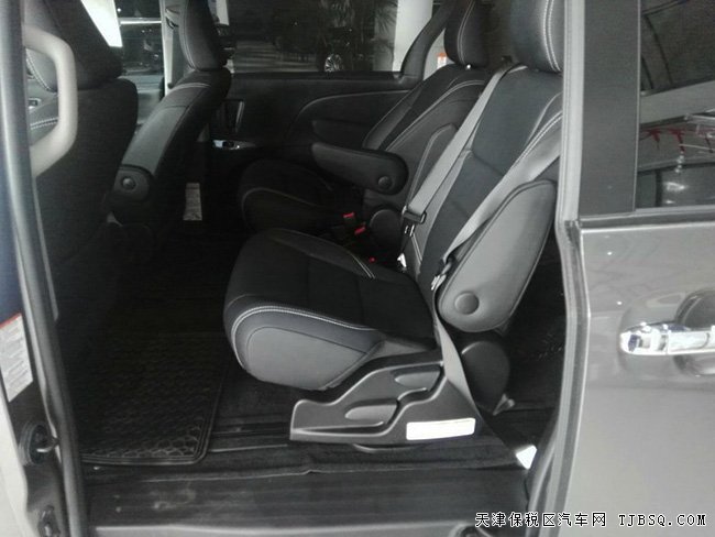 2017款豐田塞納3.5L商務(wù)MPV 8速商務(wù)車優(yōu)惠呈現(xiàn)