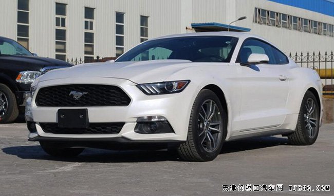 2017款福特野馬2.3T墨西哥版 P版跑車(chē)現(xiàn)車(chē)34萬(wàn)惠滿津城