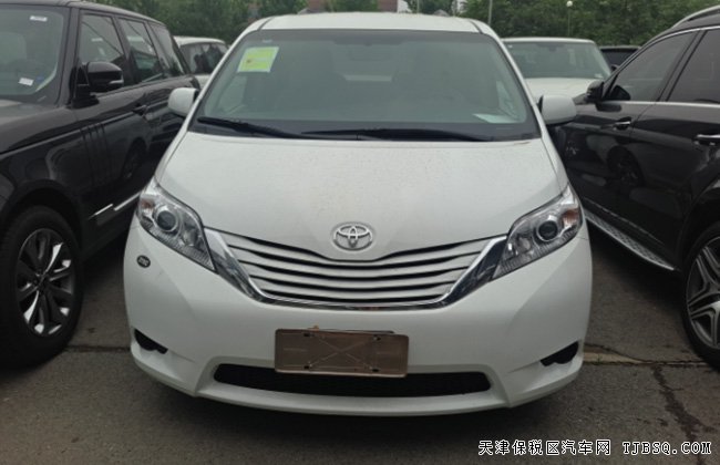 17款豐田塞納3.5L兩驅(qū)版商務(wù)MPV 平行進(jìn)口車報(bào)價(jià)41.8萬(wàn)