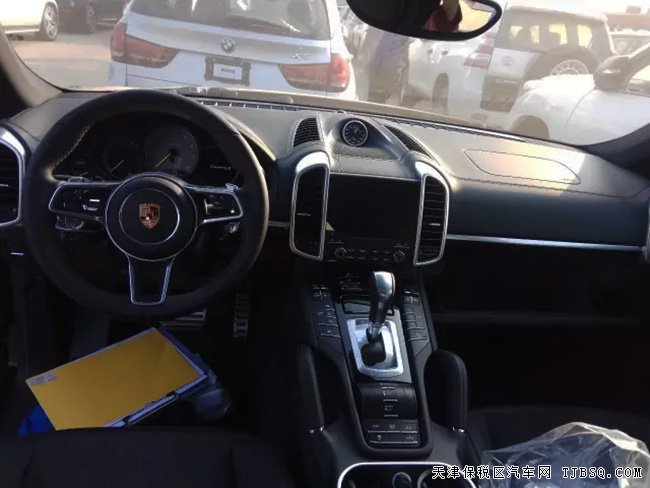 2017款保時(shí)捷卡宴3.0T混合動力版 21輪/全景現(xiàn)車104萬