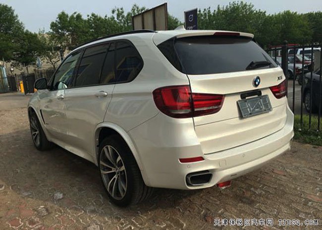 2016款寶馬X5M包版3.0T 平行進(jìn)口車熱銷優(yōu)惠讓利