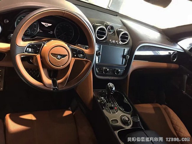 2017款賓利添越6.0T W12歐規(guī)版 四座/后娛現(xiàn)車460萬(wàn)特賣