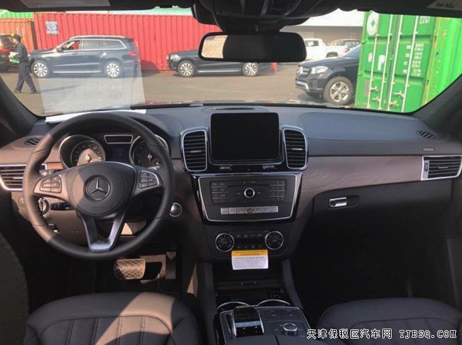 2017款奔馳GLS450美規(guī)版 全景/哈曼/停車包現(xiàn)車107萬