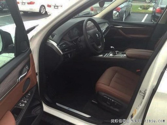 2017款寶馬X5美規(guī)版3.0T 天津港口現(xiàn)車絢麗來襲