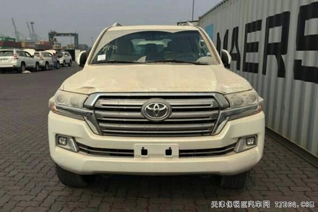 2017款豐田蘭德酷路澤4600中東版 8氣囊/8座現(xiàn)車96萬購
