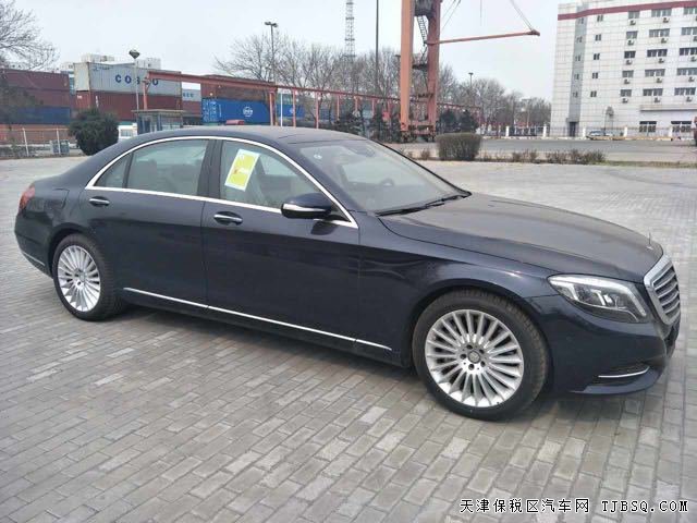 2016款奔馳S400L中東版 19輪/全景/四區(qū)空調(diào)現(xiàn)車114萬(wàn)
