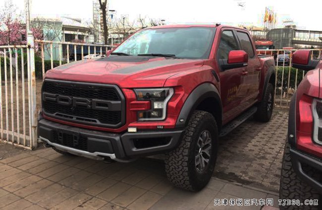 2017款福特猛禽F150美式皮卡 10速/802A包現(xiàn)車71萬巨獻(xiàn)