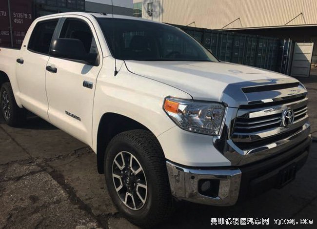2017款豐田坦途5.7L TRD版皮卡 18輪/天窗現(xiàn)車(chē)41.5萬(wàn)起