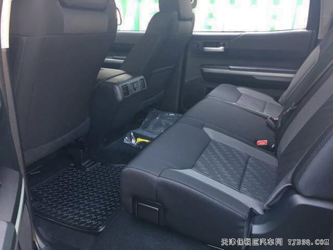 2017款豐田坦途5.7L TRD版皮卡 18輪/天窗現(xiàn)車(chē)41.5萬(wàn)起