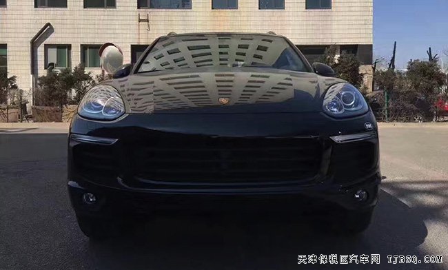 2017款保時捷卡宴汽油版3.6L 天津港現(xiàn)車享折扣