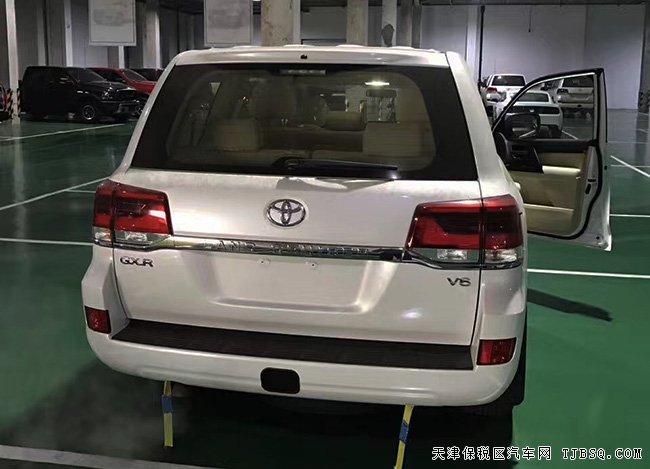 2017款豐田酷路澤4.0L中東版 陸巡4000現(xiàn)車熱賣