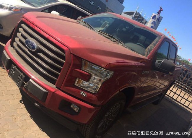 2017款福特F150皮卡加規(guī)版 302A包/雙天窗現(xiàn)車43.8萬起