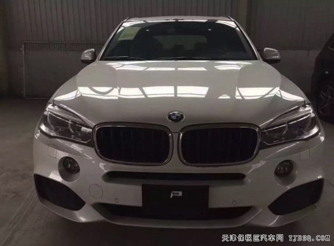 2017款寶馬X5M包加規(guī)版 天津港口現(xiàn)車優(yōu)惠尊享