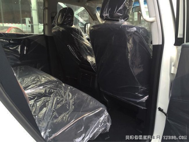平行進(jìn)口車日產(chǎn)途樂Y62中東版 17款現(xiàn)車震撼讓利