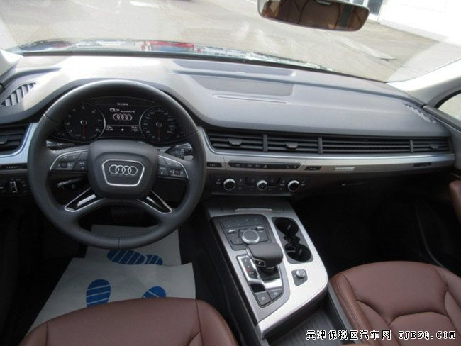 2016款奧迪Q7歐規(guī)版2.0T 滑動全景/電吸門/5座現(xiàn)車65萬
