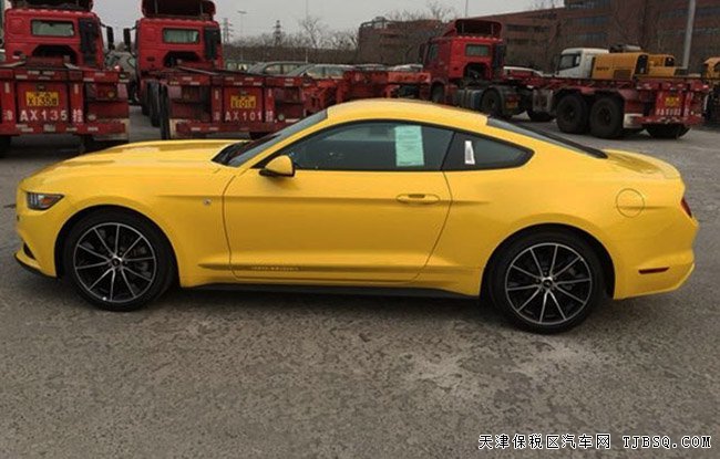 2017款福特野馬2.3T肌肉跑車 保稅區(qū)現(xiàn)車盡享折扣
