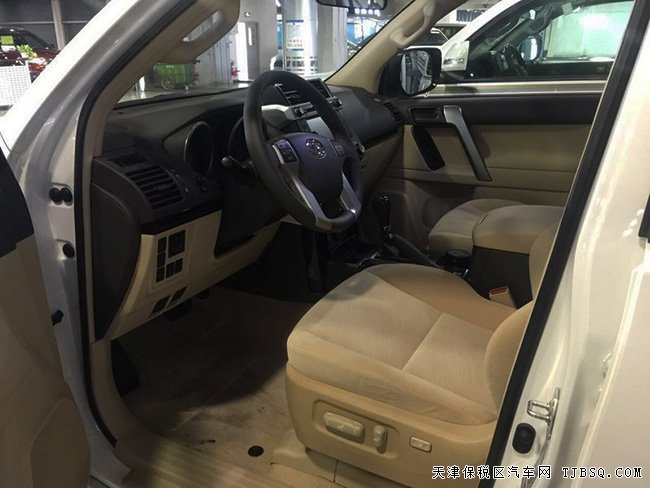 2017款進(jìn)口豐田霸道4.0L中東版 港口現(xiàn)車(chē)優(yōu)惠呈現(xiàn)
